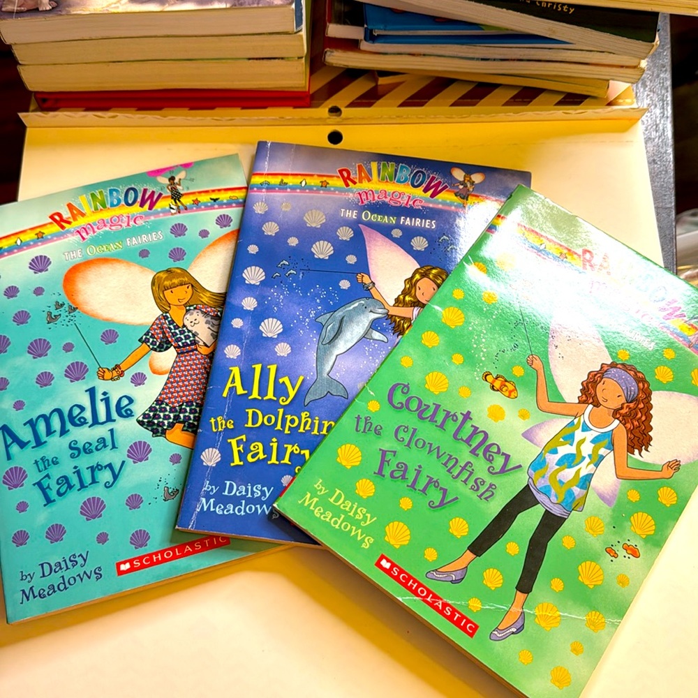 Bundles (3)Rainbow Magic Books